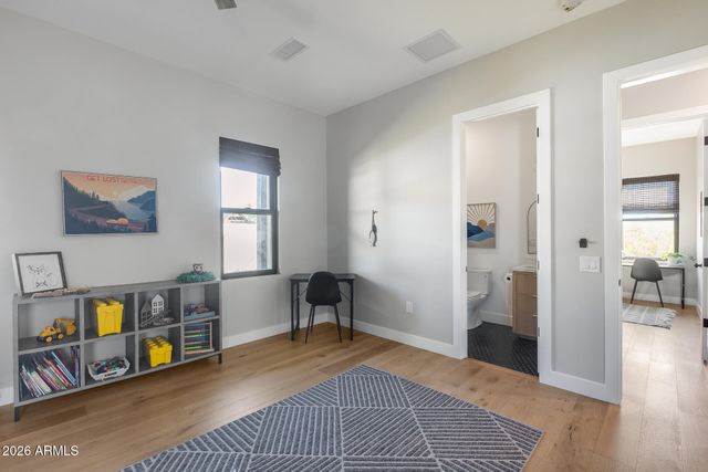 6439 W TOMBSTONE Trail, Phoenix, AZ 85083