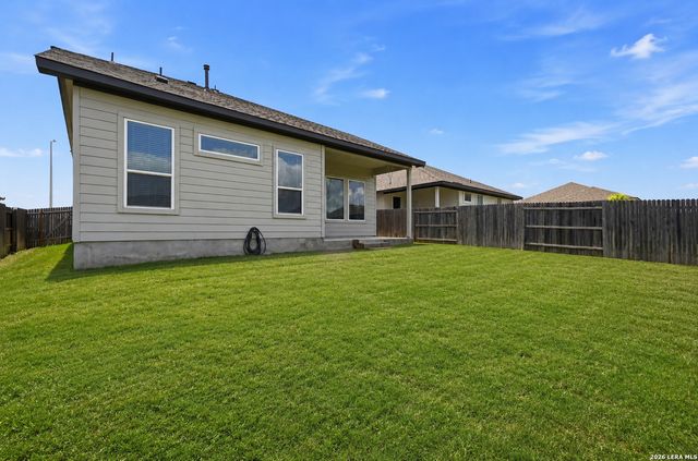 1027 Haystack, New Braunfels, TX 78130
