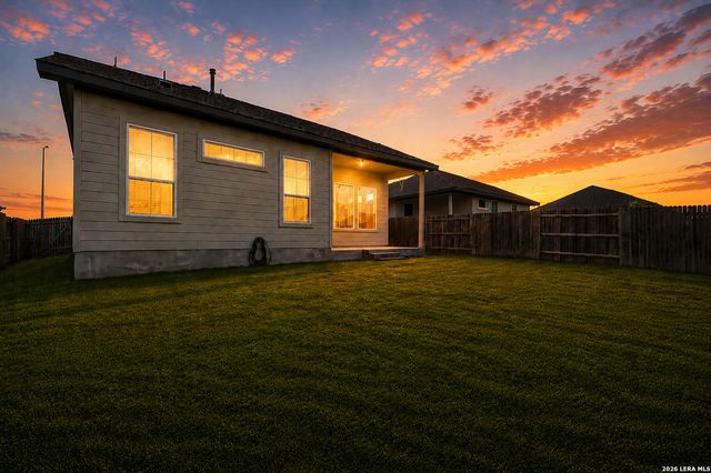 1027 Haystack, New Braunfels, TX 78130
