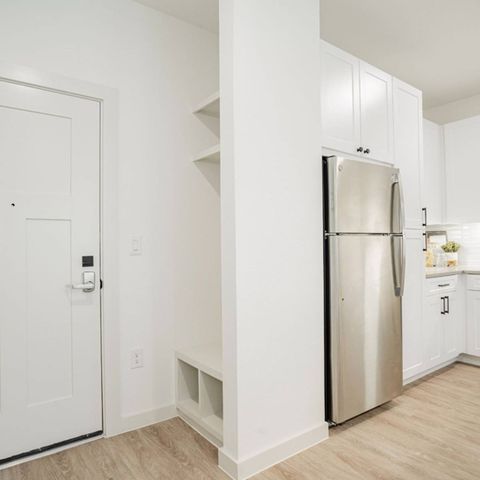 501 N Ewing Avenue 202, Dallas, TX 75203