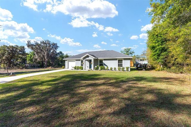 13390 SE 105TH TERRACE, Ocklawaha, FL 32179