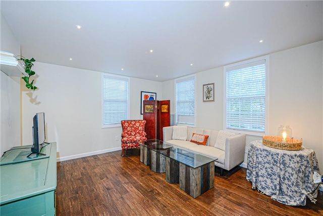 24 Anthony Street, Newport, RI 02840