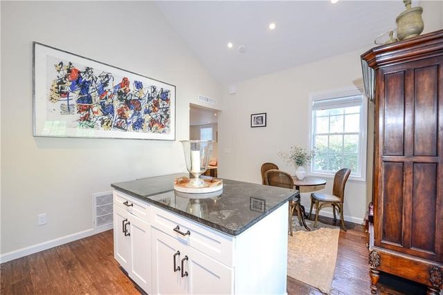 24 Anthony Street, Newport, RI 02840