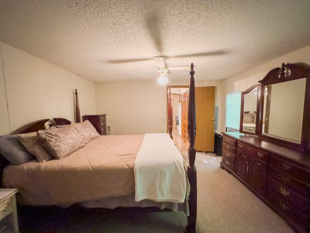 432 N Lake Drive, Burnside, KY 42519
