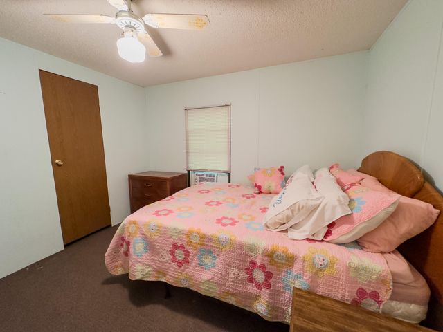 432 N Lake Drive, Burnside, KY 42519