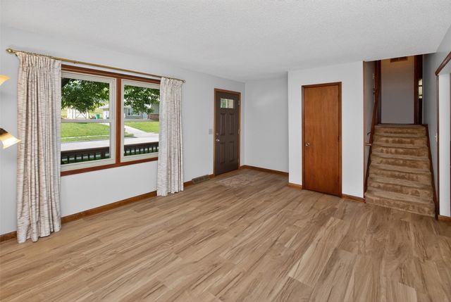 4807 Wakonda Drive, Norwalk, IA 50211