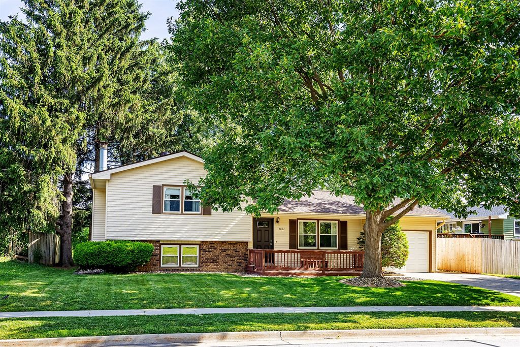 4807 Wakonda Drive, Norwalk, IA 50211