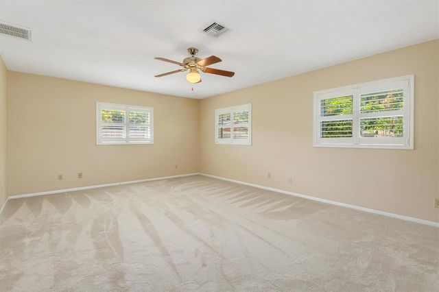 1505 PINE STREET E, Nokomis, FL 34275