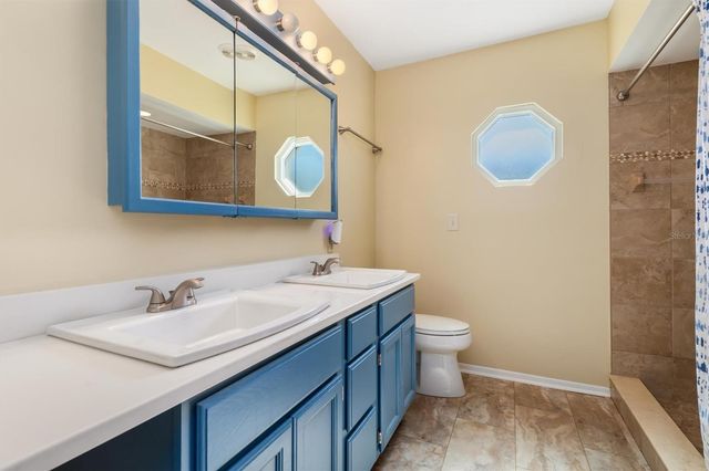 1505 PINE STREET E, Nokomis, FL 34275