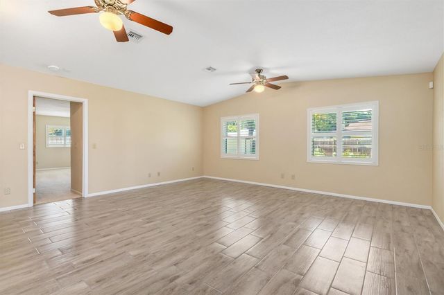 1505 PINE STREET E, Nokomis, FL 34275