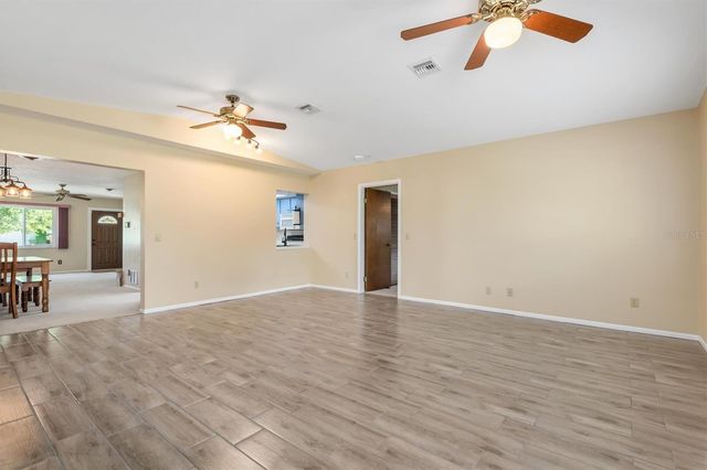1505 PINE STREET E, Nokomis, FL 34275