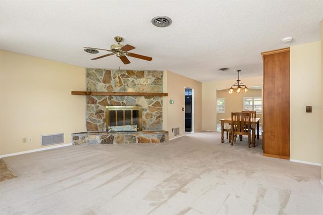1505 PINE STREET E, Nokomis, FL 34275