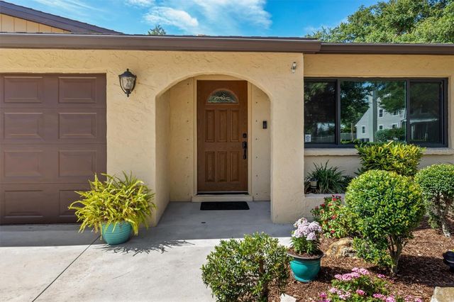 1505 PINE STREET E, Nokomis, FL 34275