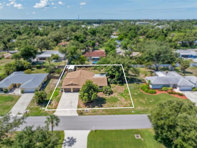 1505 PINE STREET E, Nokomis, FL 34275