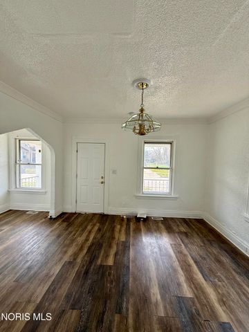 427 Everett Street, Toledo, OH 43608