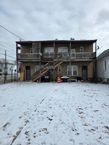 402 S 12th Avenue, Maywood, IL 60153