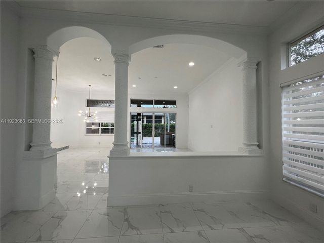 6013 NW 56th Dr 6013, Coral Springs, FL 33067