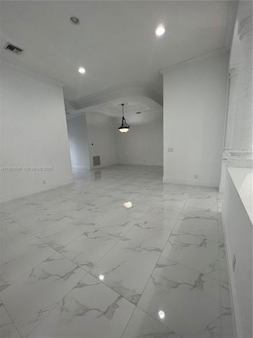 6013 NW 56th Dr 6013, Coral Springs, FL 33067