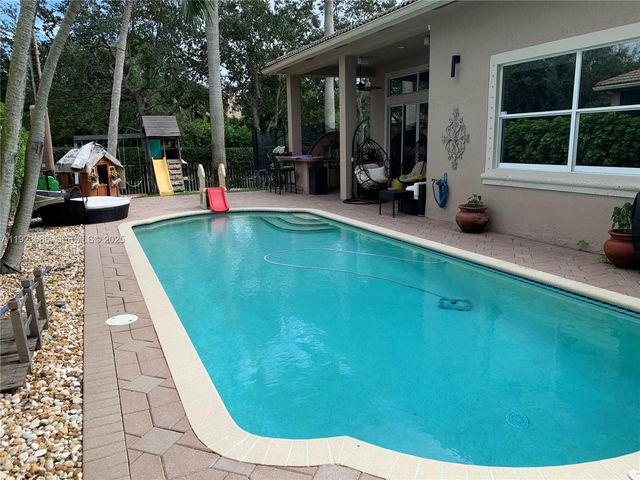 6013 NW 56th Dr 6013, Coral Springs, FL 33067