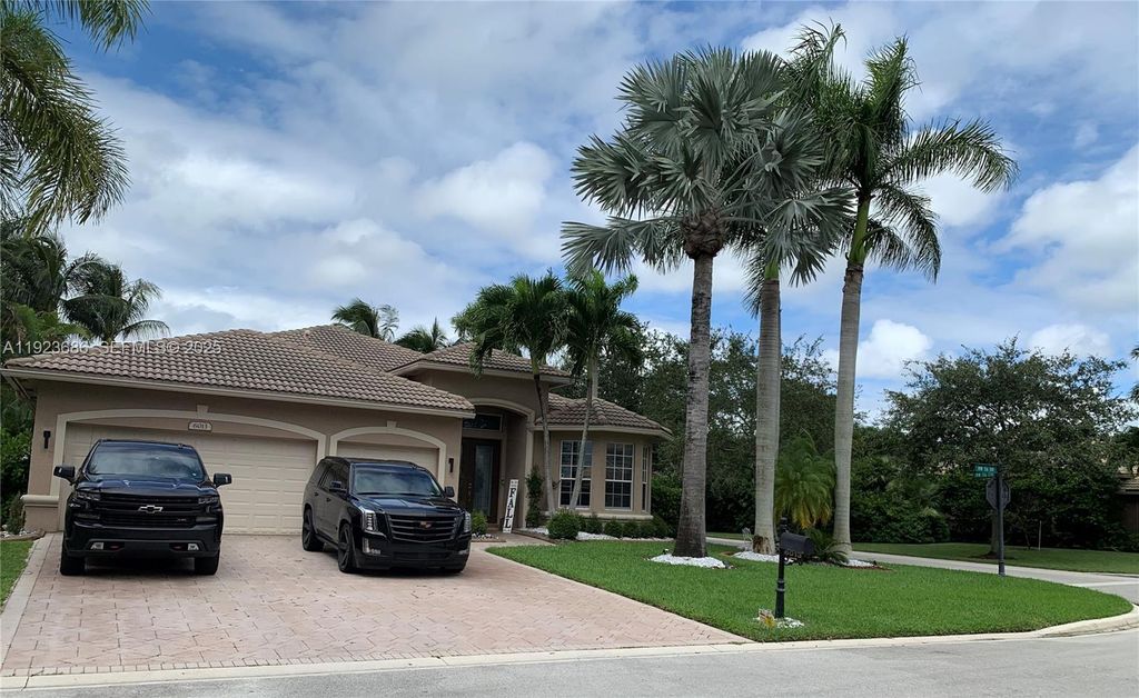 6013 NW 56th Dr 6013, Coral Springs, FL 33067