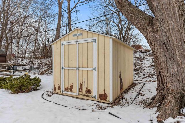 336 MCKINLEY AVENUE, Omro, WI 54963