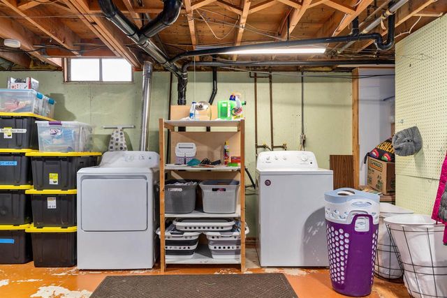 336 MCKINLEY AVENUE, Omro, WI 54963