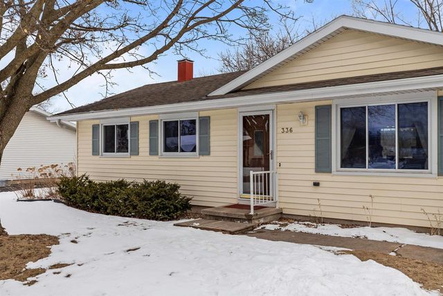 336 MCKINLEY AVENUE, Omro, WI 54963