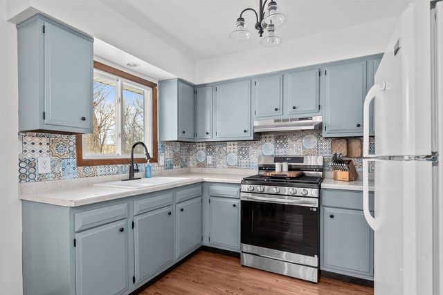 336 MCKINLEY AVENUE, Omro, WI 54963