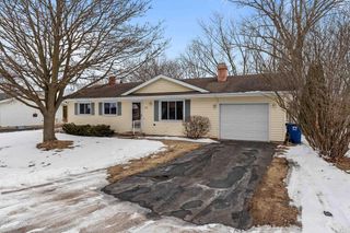 336 MCKINLEY AVENUE, Omro, WI 54963