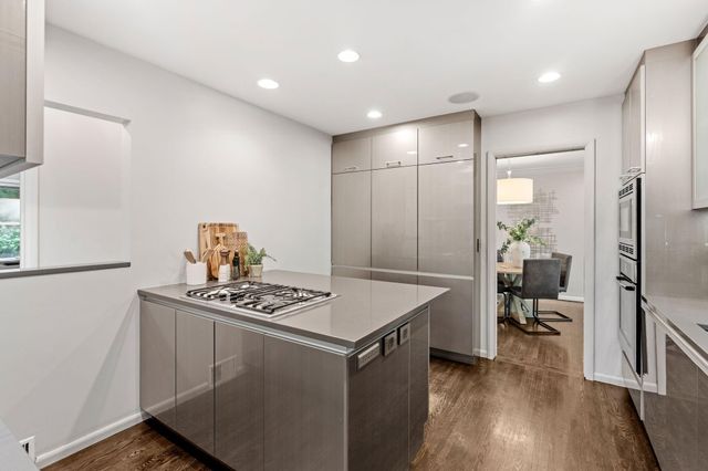 5108 Oxford Avenue, Edina, MN 55436
