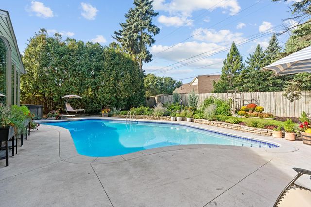 5108 Oxford Avenue, Edina, MN 55436