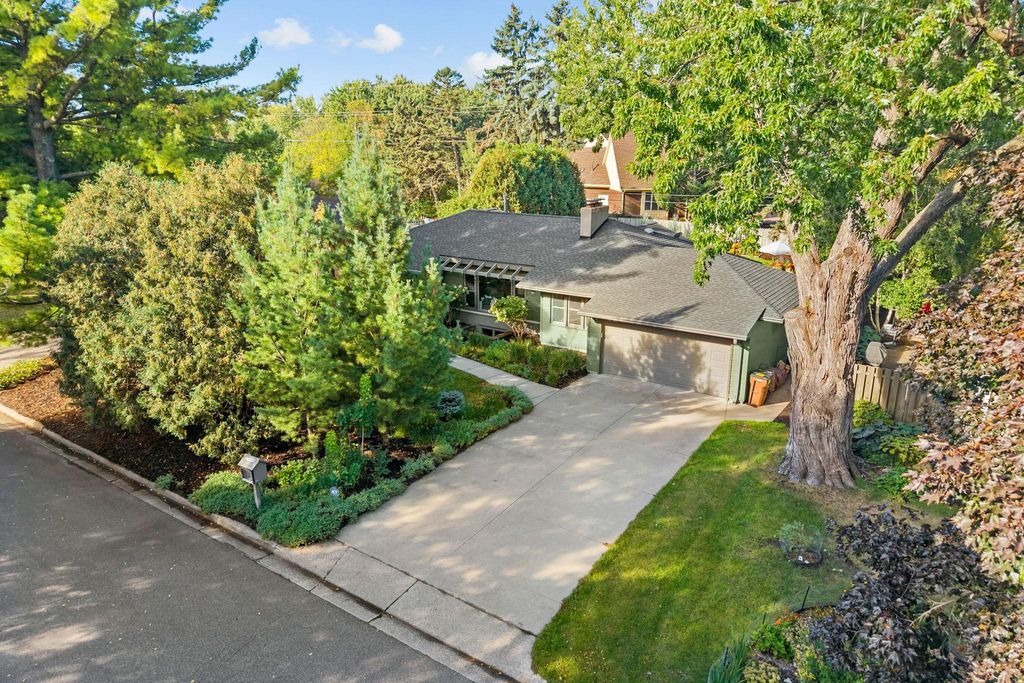 5108 Oxford Avenue, Edina, MN 55436 — photo 2