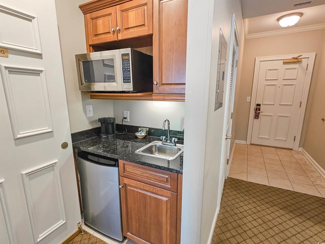 9994 Beach Club Dr Apt 706, Myrtle Beach, SC 29572