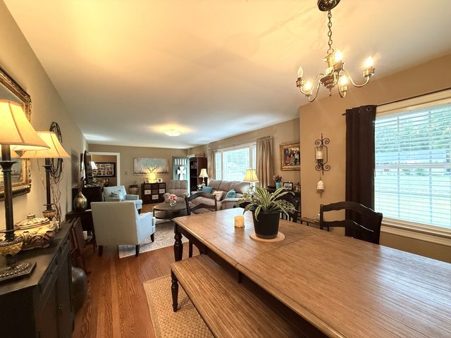 313 Castle Heights Ave, Lebanon, TN 37087