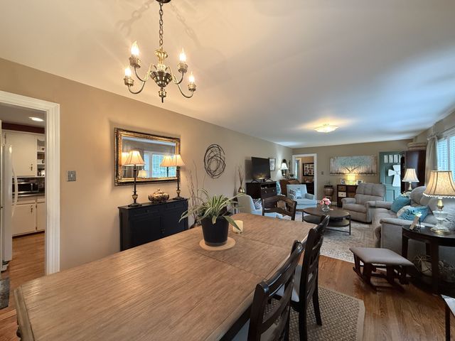 313 Castle Heights Ave, Lebanon, TN 37087