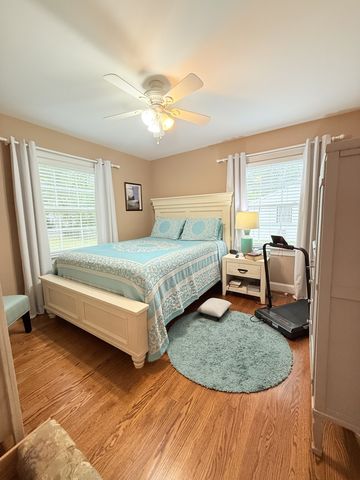 313 Castle Heights Ave, Lebanon, TN 37087