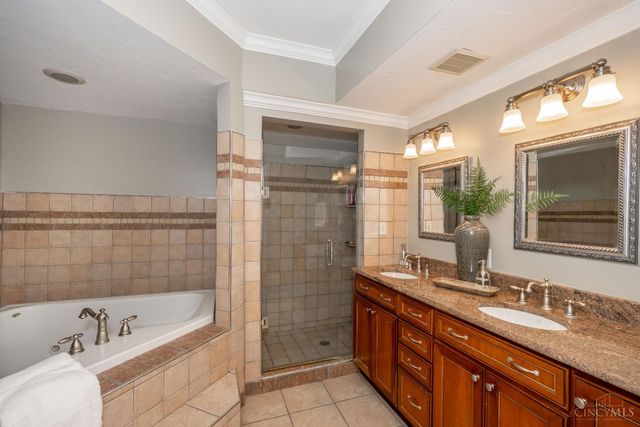 961 Hatch Street, Cincinnati, OH 45202