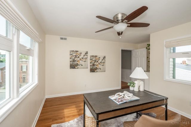 961 Hatch Street, Cincinnati, OH 45202