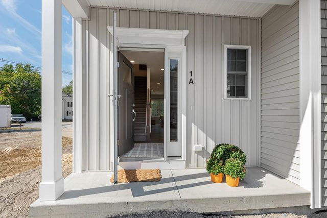 1A Dearborn Circle, Goffstown, NH 03045