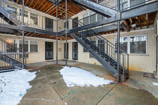 4258 N Greenview Avenue 1E, Chicago, IL 60613