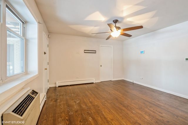 4258 N Greenview Avenue 1E, Chicago, IL 60613