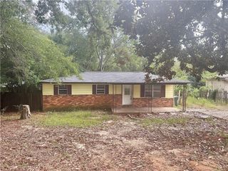 18 Giles Road, Phenix City, AL 36869