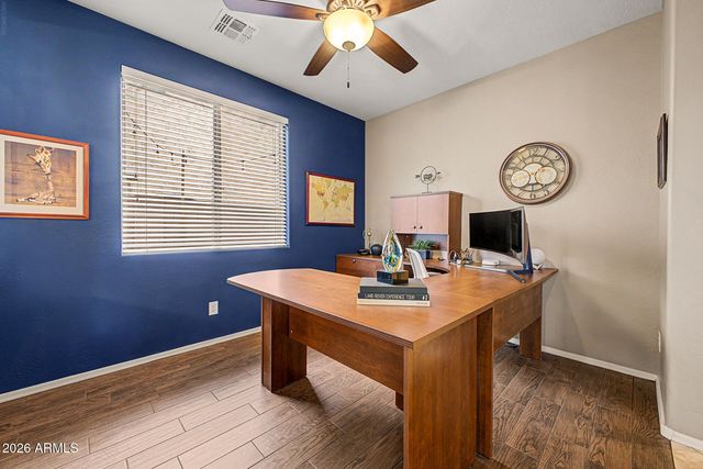 1076 E EUCLID Avenue, Gilbert, AZ 85297
