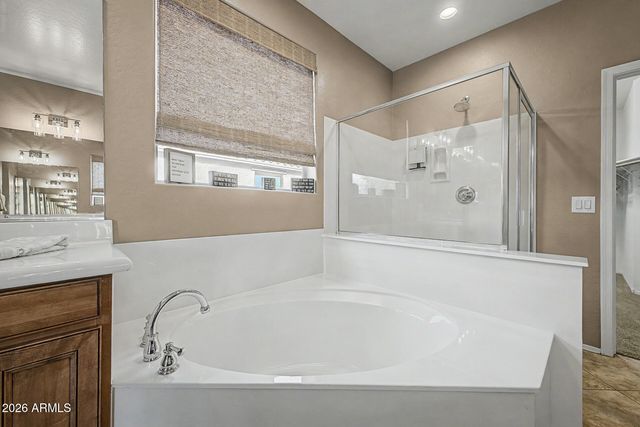 1076 E EUCLID Avenue, Gilbert, AZ 85297