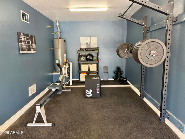 1076 E EUCLID Avenue, Gilbert, AZ 85297