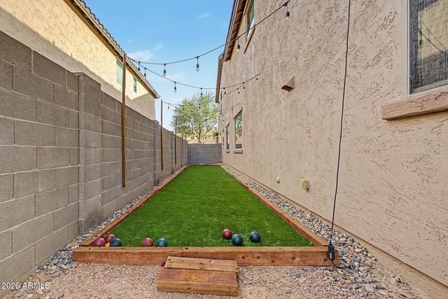 1076 E EUCLID Avenue, Gilbert, AZ 85297