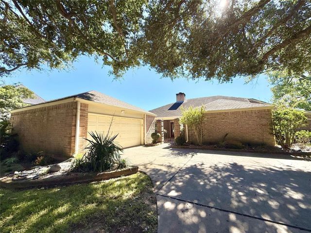 3915 Pleasant Valley Drive, Missouri City, TX 77459