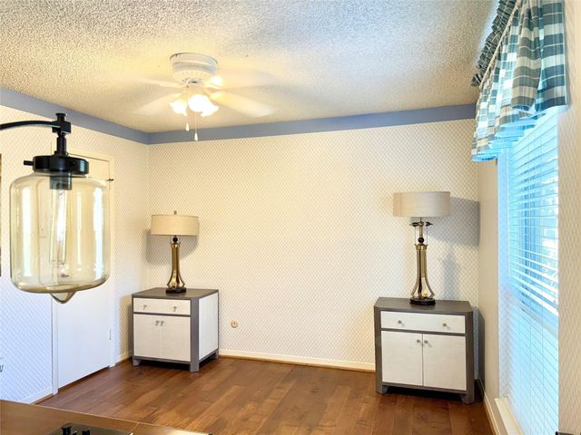 3915 Pleasant Valley Drive, Missouri City, TX 77459