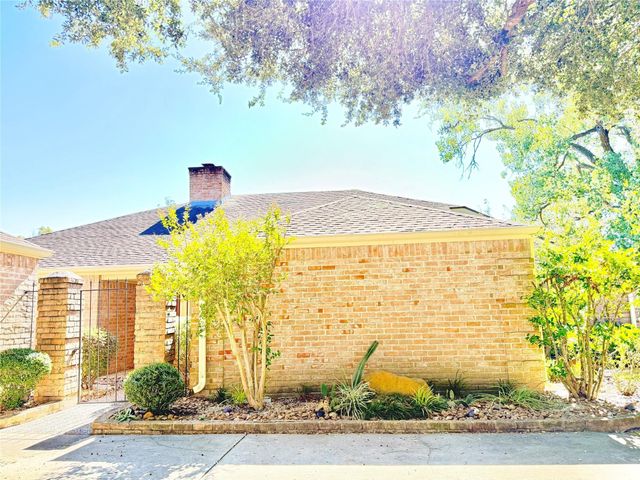 3915 Pleasant Valley Drive, Missouri City, TX 77459