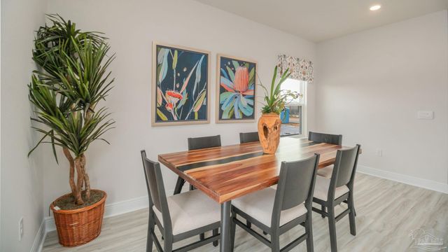 2128 Chirping Cricket Ct, Gulf Breeze, FL 32563